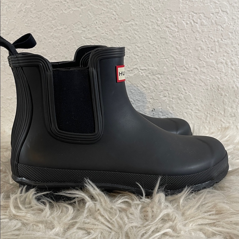 HUNTER Women's Original Chelsea Rain Boots Waterproof Size 8 Black New - Picture 10 of 16